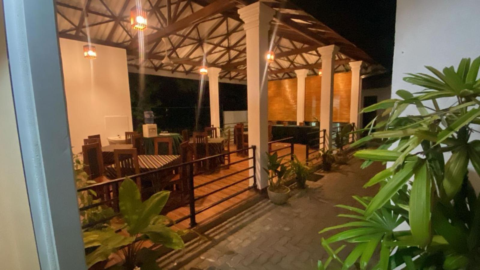 Premium Cottages B&B Kurunegala Exterior foto